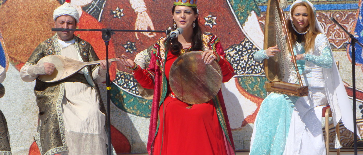 Nel cuore del mondo, al crocevia tra Europa e Asia, l’AZERBAIJAN si prepara ad un autunno ricco di eventi e festival culturali degni di una stagione tutta da vivere