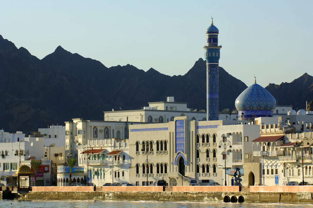 BREAKING-NEWS: OMAN – Entry without VISA and NO quarantine!